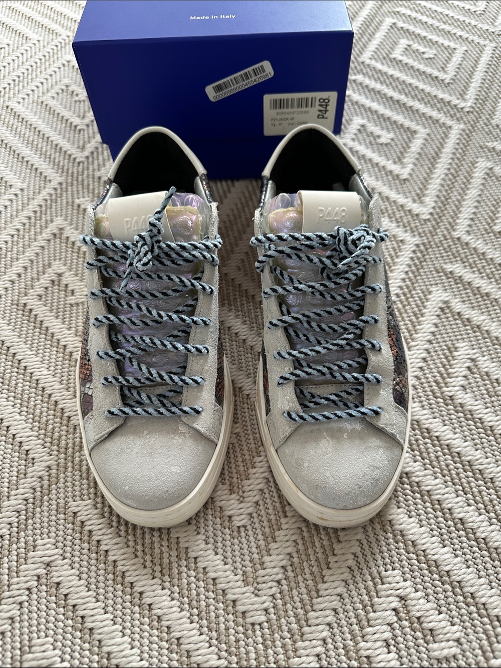 P448- Jack Sneaker in Capri - Picture 2 of 6